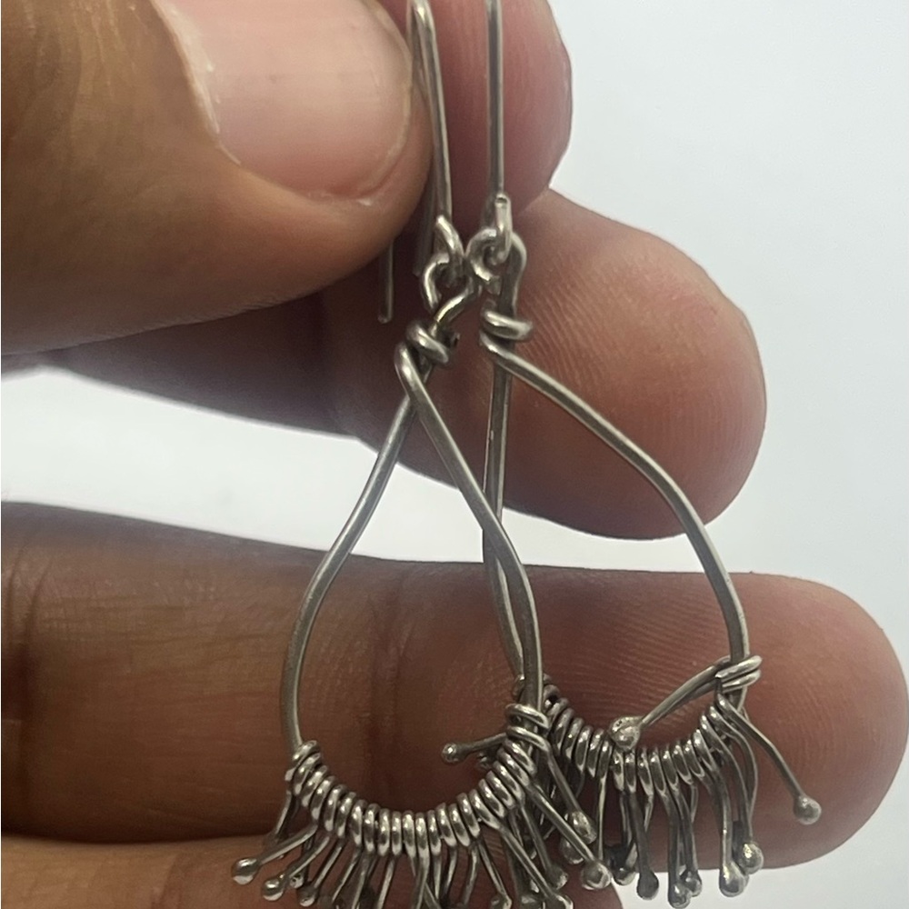 Beautiful Solid Sliver Vintage Central Asian Jew Chic Silver Teardrop Earrings - Picture 3 of 4